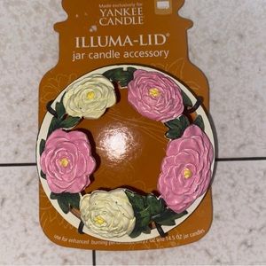 Peony flower Illuma-lid | Yankee Candle retired 2007
